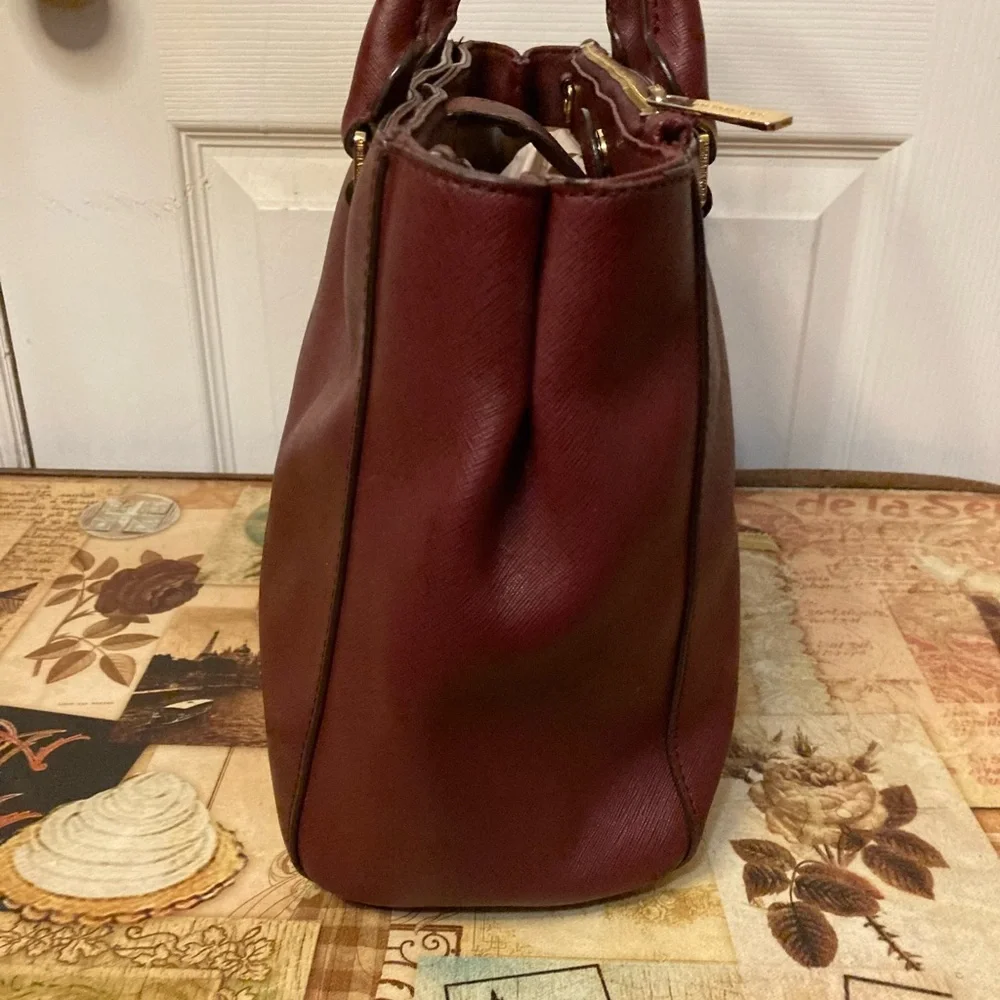 MICHAEL KORS MK LEATHER BURGANDY TOTE SHOULDERBAG - Picture 15 of 15